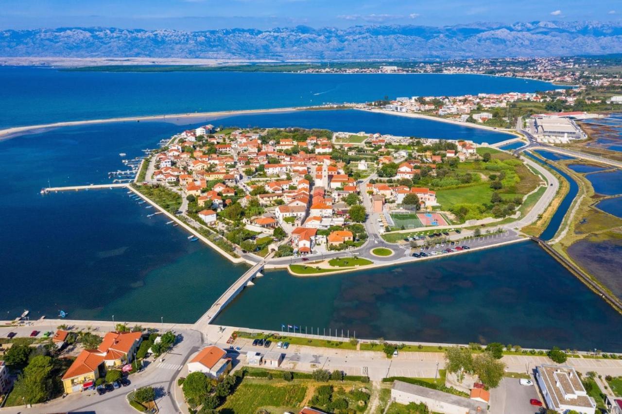 Apartments With A Parking Space Nin, Zadar - 11402 外观 照片