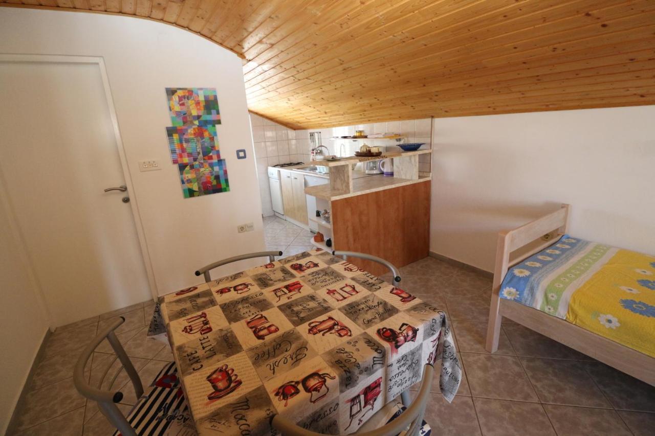 Apartments With A Parking Space Nin, Zadar - 11402 外观 照片